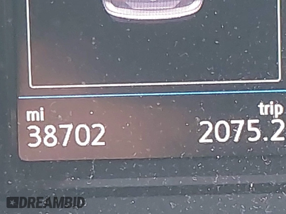 2020 Volkswagen Tiguan SE z VIN 3VV3B7AX8LM120160, wystawiony jako IAAI lot #42316791 z przebiegiem 38 702 mil mil oraz . Historia ofert i sprzedaży dostępna na DreamBid. Obrazek 15.