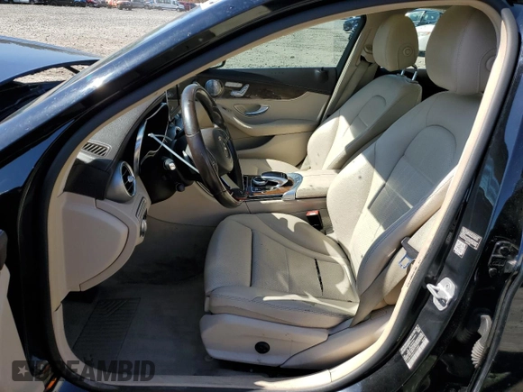 2015 Mercedes-Benz C-Class C 300 Luxury with VIN 55SWF4KB0FU033880, listed as a Copart auction lot 52429185 with 124,102 mi miles and Salvage Title. Bid and sale history available at carsss.com. Image 7.