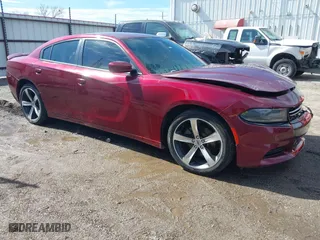 2017 Dodge Charger SE with VIN 2C3CDXBG9HH625562, listed as a IAAI auction lot 41572282 with 184,491 mi miles. Bid and sale history available at carsss.com. Image 1.