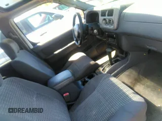 2001 Nissan Xterra XE with VIN 5N1ED28TX1C516303, listed as a IAAI auction lot 41956967 with 237,378 mi miles and . Bid and sale history available at DreamBid. Image 5.