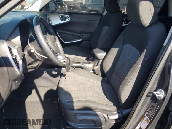 2020 Kia Soul S with VIN KNDJ23AUXL7039336, listed as a Copart auction lot 51319845 with 103,494 mi miles and Salvage Title. Bid and sale history available at DreamBid. Image 7.