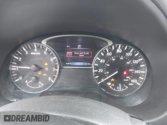 2018 Nissan Altima SR with VIN 1N4AL3AP9JC139011, listed as a IAAI auction lot 42018392 with 163,674 mi miles and . Bid and sale history available at carsss.com. Image 7.