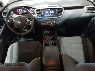 2019 Kia Sorento LX with VIN 5XYPGDA52KG442741, listed as a Copart auction lot 52457625 with 184,067 mi miles and Clean Title. Bid and sale history available at DreamBid. Image 8.