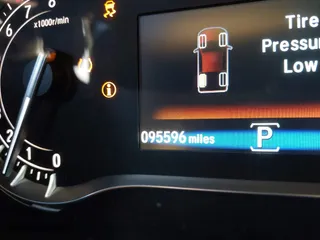 2017 Honda Ridgeline RTL-E with VIN 5FPYK3F74HB029959, listed as a IAAI auction lot 40530840 with 95,596 mi miles. Bid and sale history available at carsss.com. Image 15.