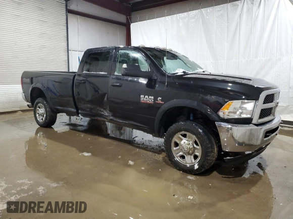 2017 Ram 2500 Tradesman z VIN 3C6UR5HLXHG779912, wystawiony jako Copart lot #86354724 z przebiegiem 184 920 mil mil oraz Szkoda całkowita • Salvage title. Historia ofert i sprzedaży dostępna na DreamBid. Obrazek 4.