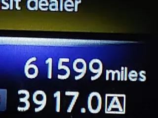 2014 Infiniti Q50 Hybrid Premium with VIN JN1AV7AR3EM702182, listed as a IAAI auction lot 41577667 with 61,599 mi miles. Bid and sale history available at carsss.com. Image 15.