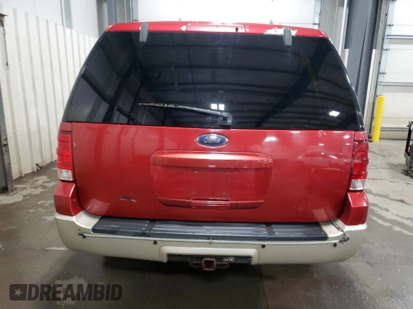 2005 Ford Expedition Eddie Bauer z VIN 1FMFU18505LA32517, wystawiony jako Copart lot #51774225 z przebiegiem 236 079 mil mil oraz Szkoda całkowita • Salvage title. Historia ofert i sprzedaży dostępna na DreamBid. Obrazek 6.