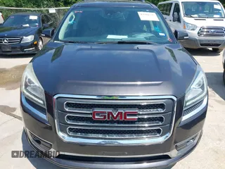 2016 GMC Acadia SLT z VIN 1GKKVSKD1GJ239068, wystawiony jako IAAI lot #42501235 z przebiegiem 141 151 mil mil oraz . Historia ofert i sprzedaży dostępna na DreamBid. Obrazek 6.