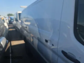 2019 Ford Transit z VIN 1FTYR1YM5KKB83053, wystawiony jako IAAI lot #42854173 z przebiegiem 196 257 mil mil oraz . Historia ofert i sprzedaży dostępna na DreamBid. Obrazek 10.