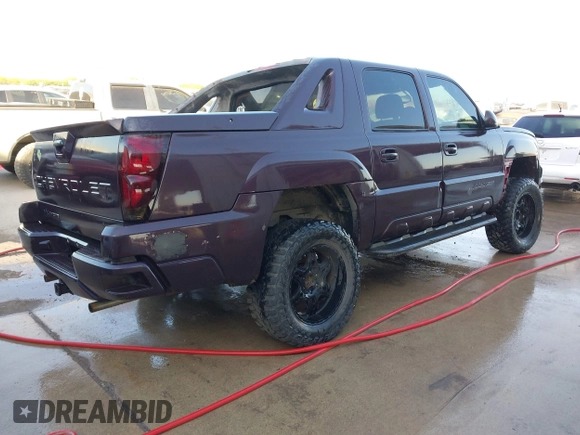 2004 Chevrolet Avalanche with VIN 3GNEC12T94G262585, listed as a IAAI auction lot 41994258 with 174,707 mi miles and . Bid and sale history available at DreamBid. Image 4.