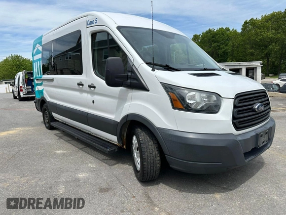 2015 Ford Transit XL with VIN 1FBZX2CM6FKB16513, listed as a Copart auction lot 58971145 with 209,777 mi miles and Clean title. Bid and sale history available at DreamBid. Image 4.