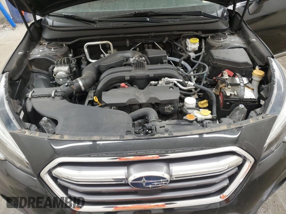 2019 Subaru Outback Touring z VIN 4S4BSATC4K3220415, wystawiony jako Copart lot #49580405 z przebiegiem 110 406 mil mil oraz Szkoda całkowita • Salvage title. Historia ofert i sprzedaży dostępna na DreamBid. Obrazek 12.