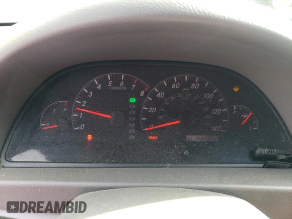 2005 Toyota Camry LE with VIN JTDBF32K450164320, listed as a Copart auction lot 53370805 with 233,932 mi miles and Salvage Title. Bid and sale history available at DreamBid. Image 9.