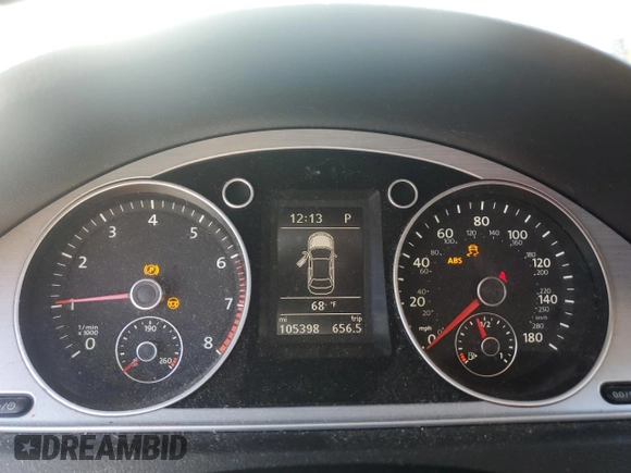 2014 Volkswagen CC R-Line with VIN WVWBN7AN4EE534688, listed as a Copart auction lot 75912314 with 105,398 mi miles and Salvage Title. Bid and sale history available at carsss.com. Image 9.