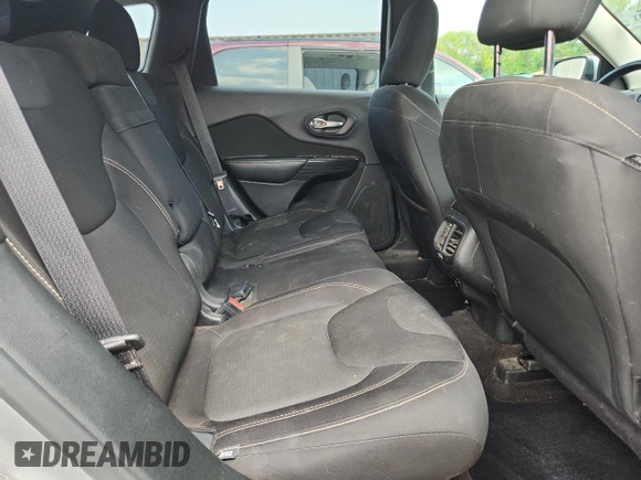 2017 Jeep Cherokee Latitude с VIN 1C4PJMCB5HW501880, выставлен на аукционе Copart как лот 62680875 с пробегом 185 491 миль миль и На запчасти • Non repairable. История ставок и продаж доступна на DreamBid. Изображение 11.