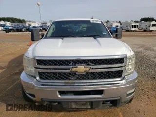 2011 Chevrolet Silverado 2500HD LT with VIN 1GC1CXCG8BF102370, listed as a Copart auction lot 88738855 with 231,802 mi miles and Salvage Title. Bid and sale history available at carsss.com. Image 5.