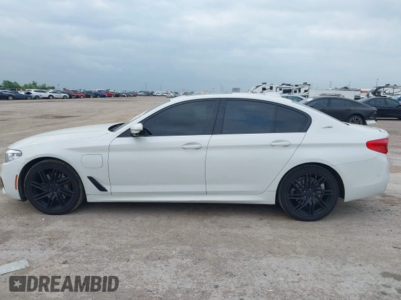 2019 BMW 5 Series 530e with VIN WBAJA9C58KB389245, listed as a IAAI auction lot 42111193 with 88,383 mi miles and . Bid and sale history available at DreamBid. Image 14.