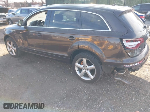 2010 Audi Q7 Premium Plus with VIN WA1LYAFE2AD006417, listed as a IAAI auction lot 41312214 with 122,281 mi miles and . Bid and sale history available at DreamBid. Image 3.