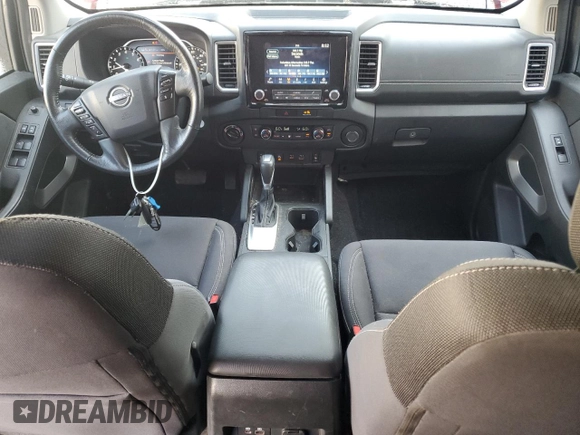 2022 Nissan Frontier SV z VIN 1N6ED1EK9NN665870, wystawiony jako Copart lot #62024325 z przebiegiem 93 270 mil mil oraz Czysty tytuł • Clean title. Historia ofert i sprzedaży dostępna na DreamBid. Obrazek 8.