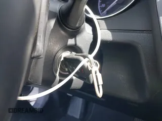 2020 Toyota Camry SE z VIN 4T1G11AK3LU312906, wystawiony jako IAAI lot #42370015 z przebiegiem 67 382 mil mil oraz . Historia ofert i sprzedaży dostępna na DreamBid. Obrazek 11.
