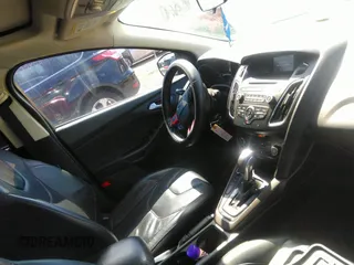 2016 Ford Focus SE with VIN 1FADP3F26GL251482, listed as a IAAI auction lot 41891466 with 111,277 mi miles. Bid and sale history available at carsss.com. Image 5.