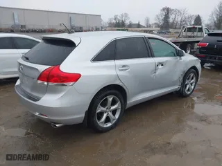 2009 Toyota Venza with VIN 4T3ZK11A69U010829, listed as a IAAI auction lot 41833610 with 194,791 mi miles. Bid and sale history available at carsss.com. Image 4.