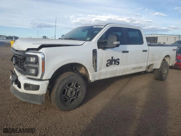 2023 Ford Super Duty F-250 SRW XL with VIN 1FT8W2BNXPED38850, listed as a Copart auction lot 46600915 with 46,278 mi miles and Salvage Title. Bid and sale history available at carsss.com. Image 1.