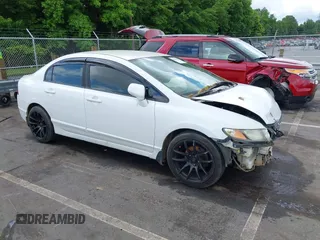 2009 Honda Civic LX z VIN 2HGFA16529H309561, wystawiony jako IAAI lot #42258208 z przebiegiem 207 976 mil mil oraz . Historia ofert i sprzedaży dostępna na DreamBid. Obrazek 1.