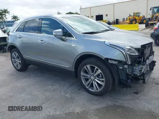 2025 Cadillac XT5 FWD Premium Luxury with VIN 1GYKNCRS4SZ120666, listed as a IAAI auction lot 41958229 with 10,246 mi miles. Bid and sale history available at carsss.com. Image 1.