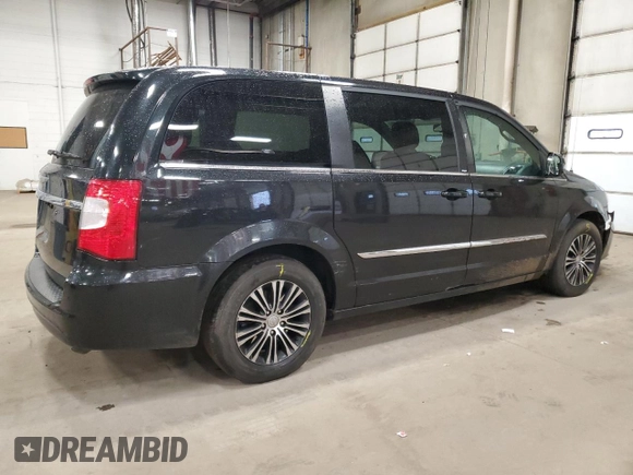 2014 Chrysler Town & Country S with VIN 2C4RC1HG1ER176087, listed as a Copart auction lot 47685805 with 130,257 mi miles and Salvage Title. Bid and sale history available at carsss.com. Image 3.