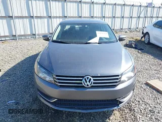 2013 Volkswagen Passat SE z VIN 1VWBH7A39DC048956, wystawiony jako IAAI lot #42039394 z przebiegiem 111 331 mil mil oraz . Historia ofert i sprzedaży dostępna na DreamBid. Obrazek 13.