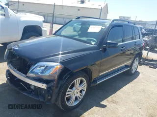 2013 Mercedes-Benz GLK with VIN WDCGG8JBXDG051067, listed as a IAAI auction lot 42107151 with 123,576 mi miles. Bid and sale history available at carsss.com. Image 23.