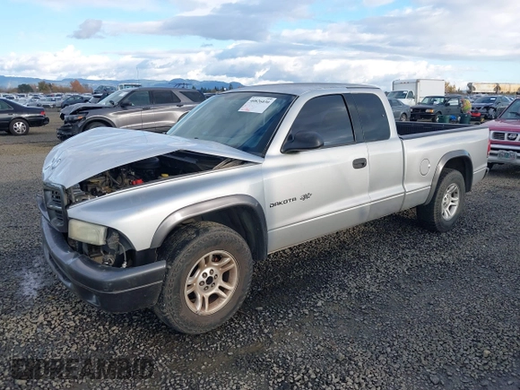 2002 Dodge Dakota with VIN 1B7GL12X42S698285, listed as a IAAI auction lot 40826030 with 211,936 mi miles and . Bid and sale history available at carsss.com. Image 19.