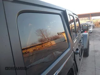 2021 Jeep Wrangler Unlimited Sport S with VIN 1C4HJXDN0MW817146, listed as a IAAI auction lot 41459993 with 20,367 mi miles and . Bid and sale history available at DreamBid. Image 18.