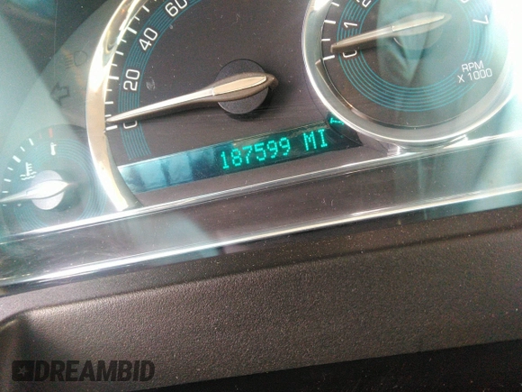 2009 Chevrolet HHR LS with VIN 3GNCA13BX9S572459, listed as a IAAI auction lot 41914843 with 187,599 mi miles and . Bid and sale history available at DreamBid. Image 7.