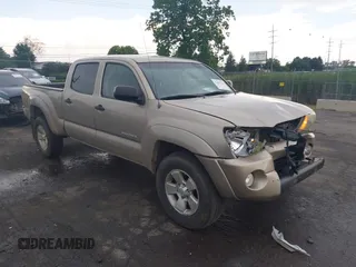 2008 Toyota Tacoma with VIN 5TEMU52N48Z472256, listed as a IAAI auction lot 42601232 with 304,330 mi miles and . Bid and sale history available at DreamBid. Image 1.