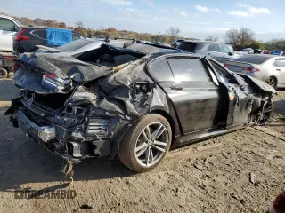 2018 BMW 7 Series 740i xDrive with VIN WBA7E4C57JGV28123, listed as a Copart auction lot 79229034 with 0 mi miles and Salvage Title. Bid and sale history available at carsss.com. Image 3.
