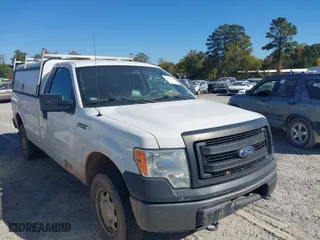 2013 Ford F-150 XL with VIN 1FTNF1EF8DKD73580, listed as a IAAI auction lot 40567650 with 224,487 mi miles. Bid and sale history available at carsss.com. Image 1.