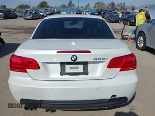 2011 BMW 3 Series 328i with VIN WBADW3C54BE542049, listed as a IAAI auction lot 41592457 with 32,702 mi miles. Bid and sale history available at carsss.com. Image 16.
