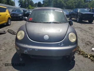 2005 Volkswagen New Beetle Coupe GLS with VIN 3VWCK31C95M415675, listed as a Copart auction lot 60042004 with 124,674 mi miles and Non Repairable. Bid and sale history available at carsss.com. Image 5.