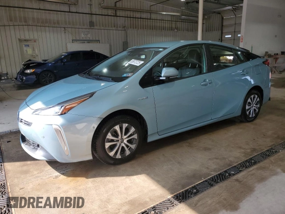 2020 Toyota Prius LE with VIN JTDL9RFU2L3013546, listed as a Copart auction lot 58973725 with 42,518 mi miles and Salvage title. Bid and sale history available at DreamBid. Image 1.