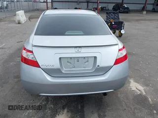 2007 Honda Civic Cpe LX with VIN 2HGFG12667H577166, listed as a IAAI auction lot 41983064 with 98,553 mi miles. Bid and sale history available at carsss.com. Image 16.