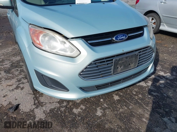 2013 Ford C-Max SE z VIN 1FADP5AU7DL500436, wystawiony jako IAAI lot #42270861 z przebiegiem 105 301 mil mil oraz . Historia ofert i sprzedaży dostępna na DreamBid. Obrazek 6.