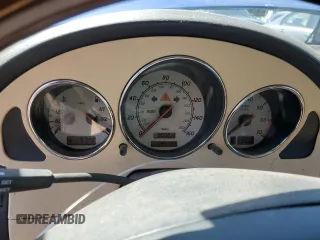 2001 Mercedes-Benz SLK 230/320 z VIN WDBKK65F71F221756, wystawiony jako Copart lot #51712125 z przebiegiem 194 101 mil mil oraz Czysty tytuł • Clean title. Historia ofert i sprzedaży dostępna na DreamBid. Obrazek 9.