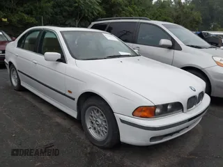1998 BMW 5 Series 528i with VIN WBADD6325WBW33030, listed as a IAAI auction lot 42789973 with 270,437 mi miles and . Bid and sale history available at DreamBid. Image 1.