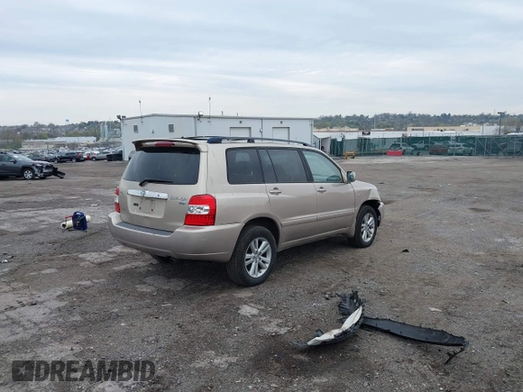 2006 Toyota Highlander Hybrid with VIN JTEEW21AX60007243, listed as a IAAI auction lot 42032134 with 154,901 mi miles. Bid and sale history available at carsss.com. Image 4.