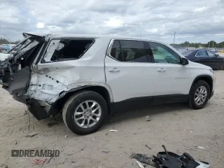 2023 Chevrolet Traverse LS z VIN 1GNERFKW3PJ256533, wystawiony jako Copart lot #81141984 z przebiegiem 12 213 mil mil oraz Szkoda całkowita • Salvage title. Historia ofert i sprzedaży dostępna na DreamBid. Obrazek 3.