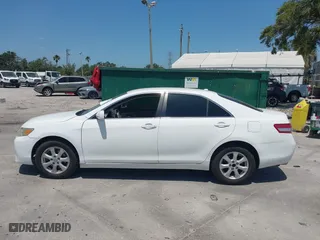 2011 Toyota Camry LE with VIN 4T1BK3EK2BU614537, listed as a IAAI auction lot 42124494 with 111,718 mi miles. Bid and sale history available at carsss.com. Image 14.