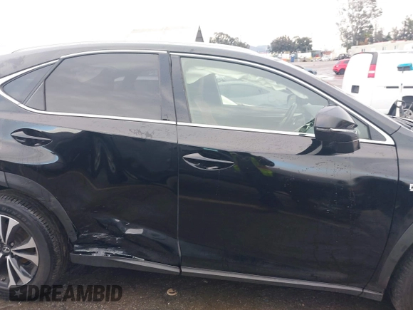 2019 Lexus NX 300 z VIN JTJBARBZXK2211409, wystawiony jako IAAI lot #41784562 z przebiegiem 63 682 mil mil oraz . Historia ofert i sprzedaży dostępna na DreamBid. Obrazek 13.