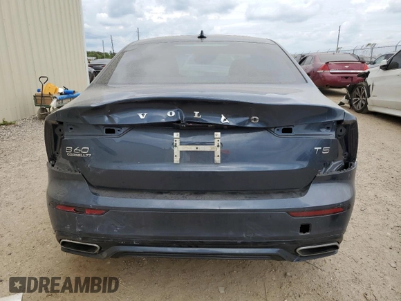 2021 Volvo S60 Momentum with VIN 7JR102FZ0MG119610, listed as a Copart auction lot 69328004 with 25,104 mi miles and Salvage Title. Bid and sale history available at carsss.com. Image 6.